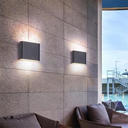 Applique Murale d'Extérieur LED Moderne Étanche avec Éclairage Haut et Bas